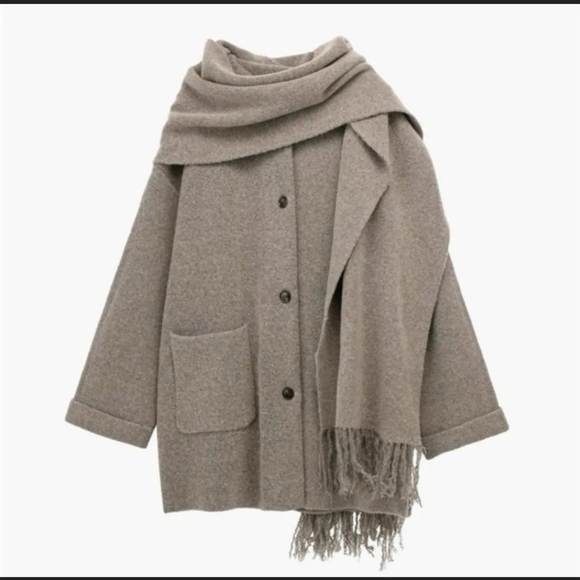 Commense Jackets & Blazers - NWTs Commense Sweater Jacket and extra long scarf.